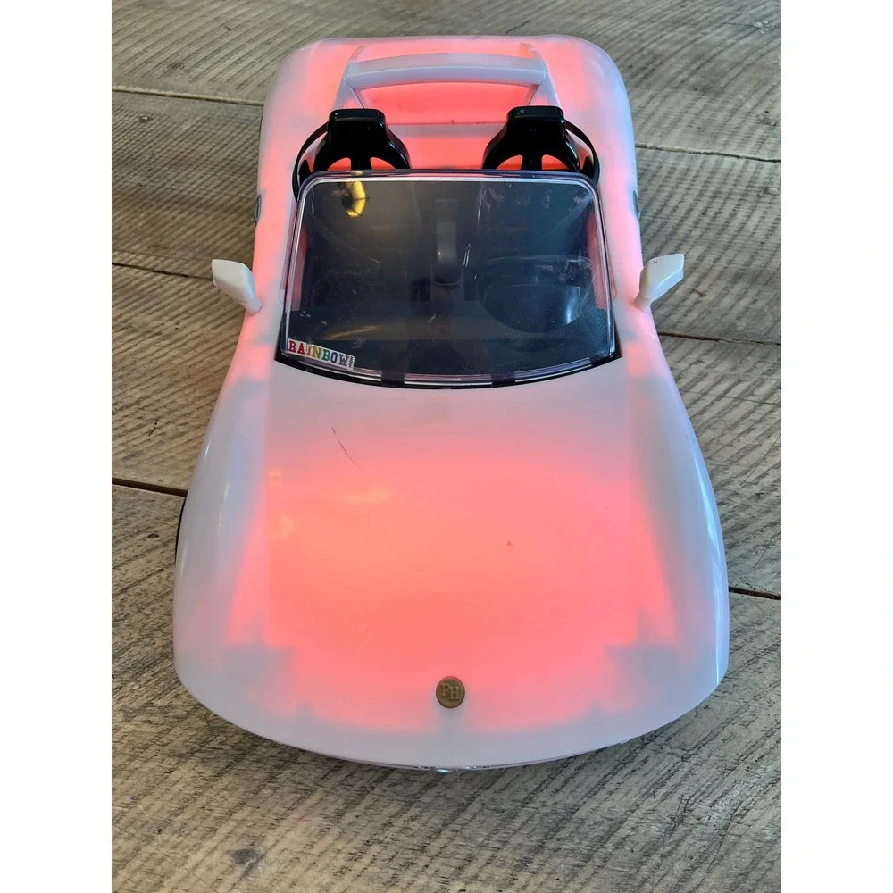 Rainbow High 8-in-1 Color Change Car White Convertible LED Light Up Vehicle